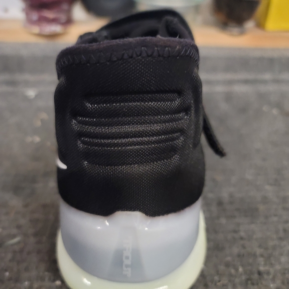 Nike Men's Force Zoom Trout 8 Elite Metal Baseball Cleats - Picture 4 of 7